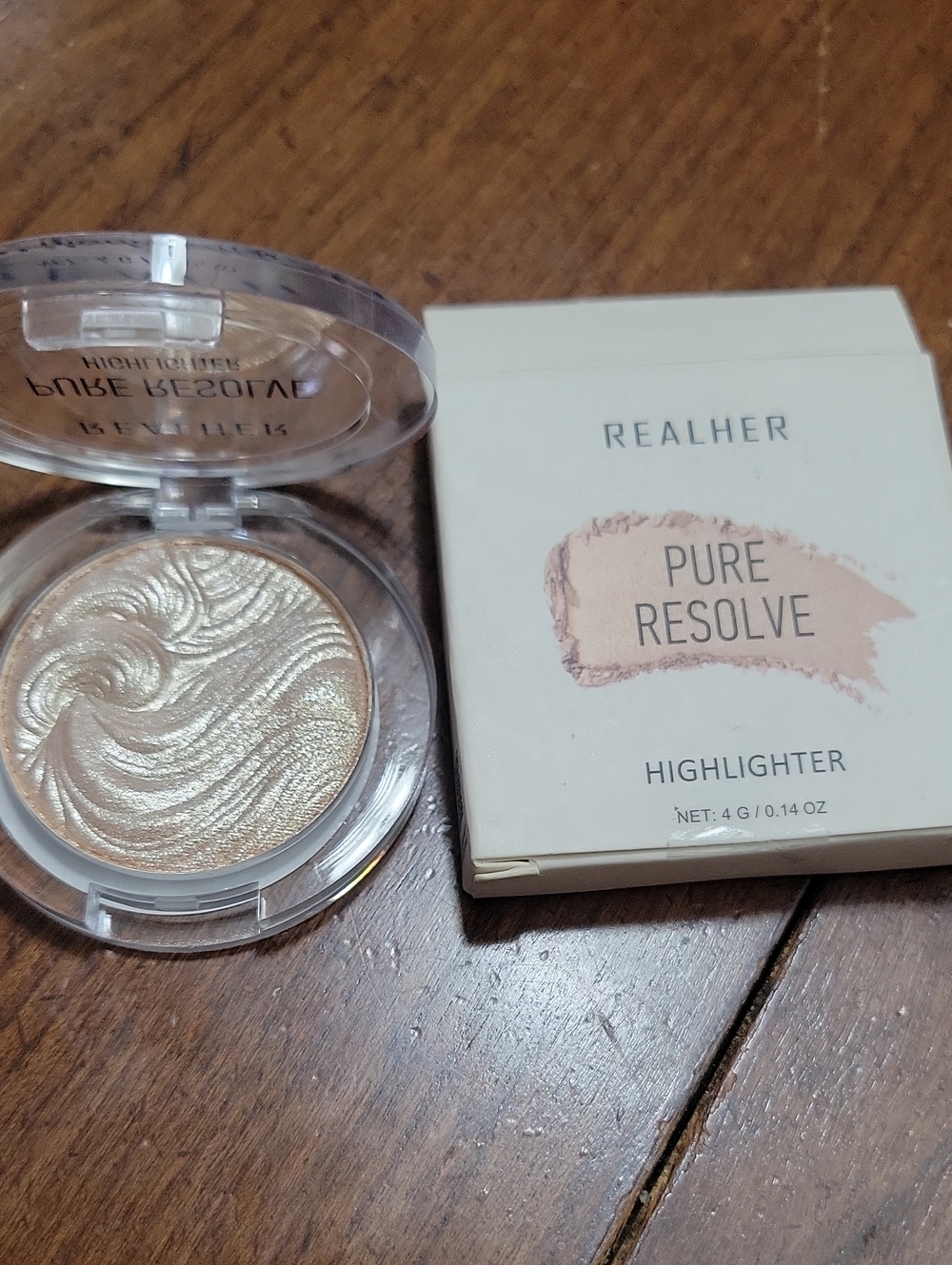 RealHer Pure Resolve Highlighter - Soft Champagne Glow